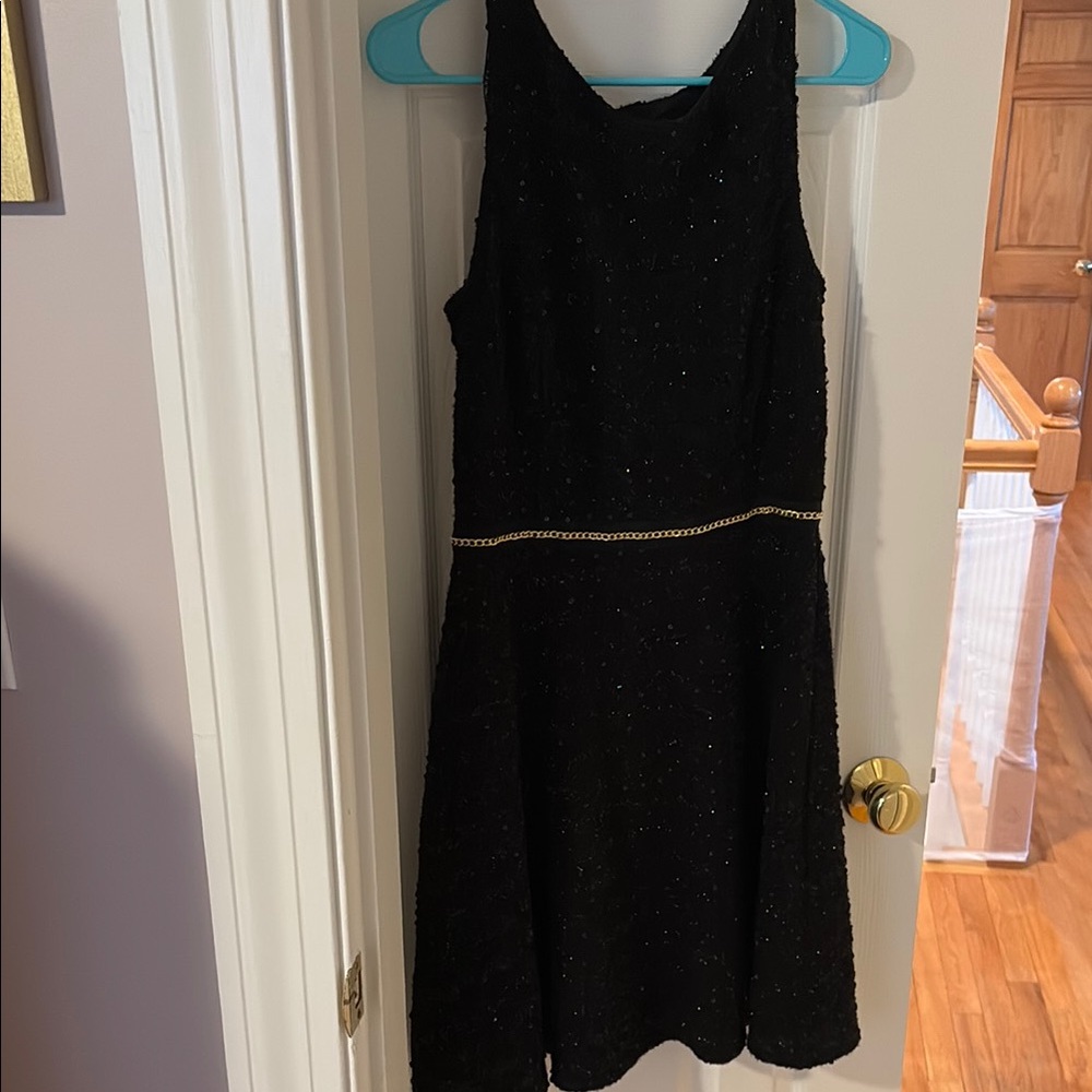 Elegant Black Sleeveless Dress